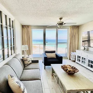 Aparthotel Beachfront Retreat- 